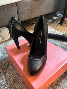 Jessica Simpson Black Leather Lace-Up Stiletto Pumps